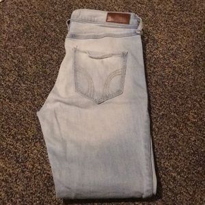 Light wash Hollister super skinny jeans
